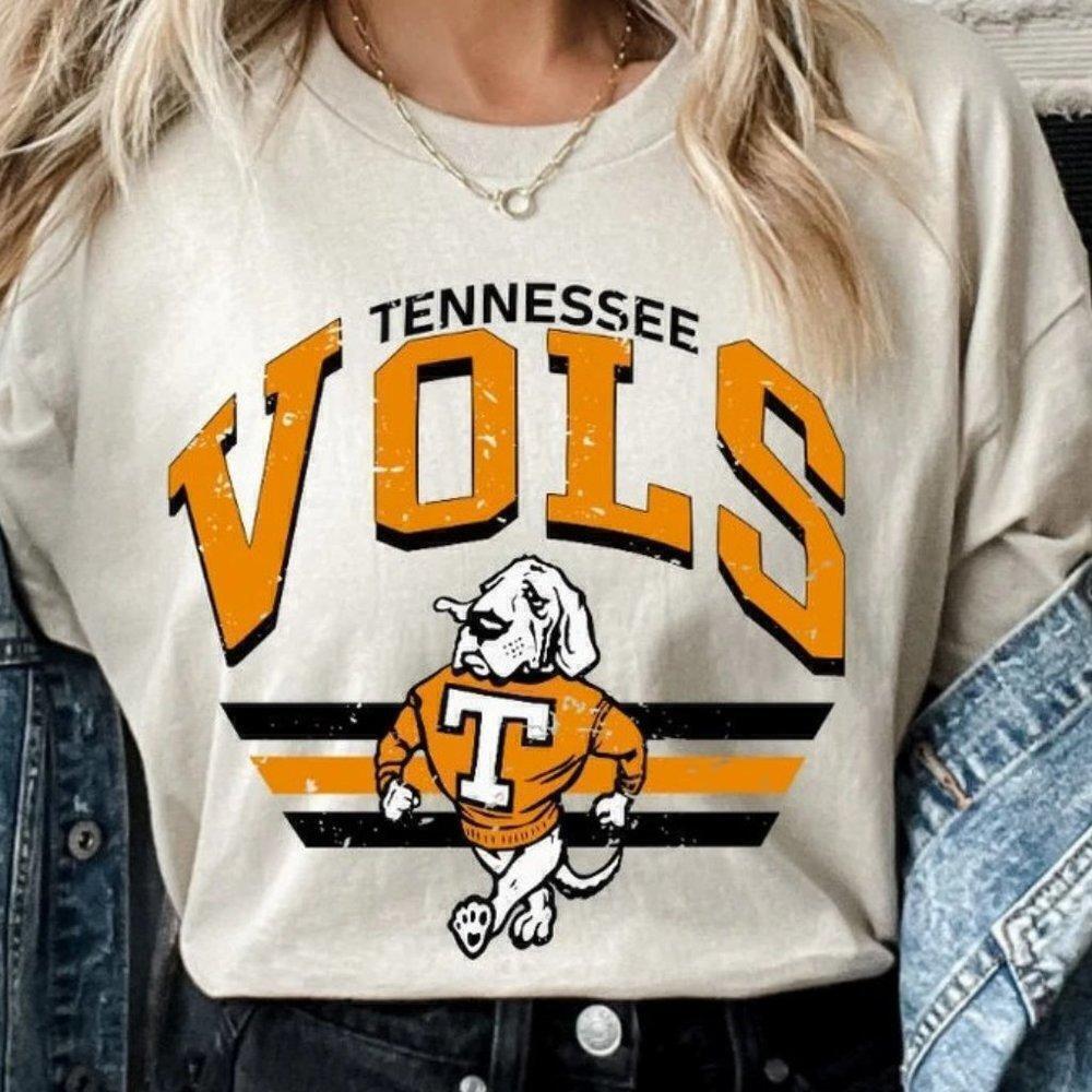 Tennessee Volunteers College Mascot Football Fan T-Shirt